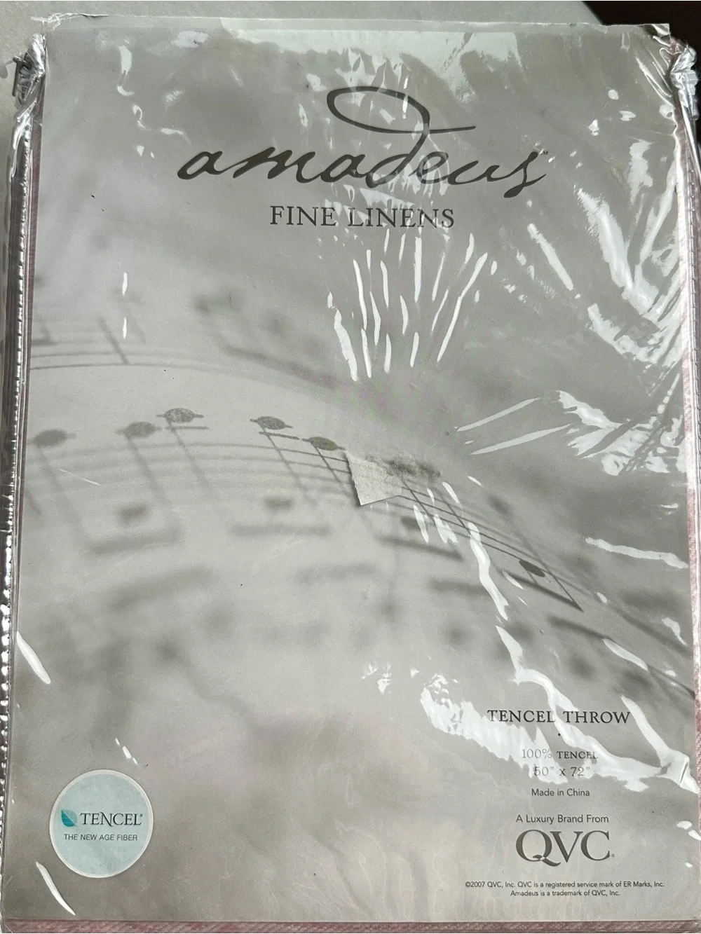 NEW Unopened QVC Amadeus Fine Linens 100% Tencel™ Throw Blanket 50x72